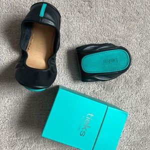 Tieks - Black - Size 8